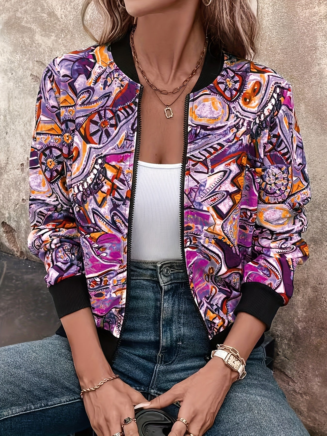 Damen Bomberjacke mit abstraktem Muster – Modischer Freizeit-Look für Alltag und Urlaub