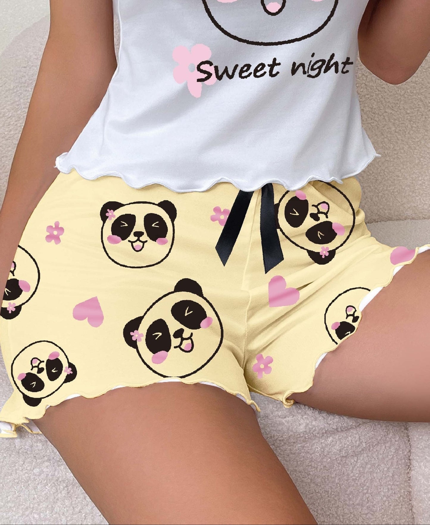 Damen Schlafshorts mit Panda-Motiv und Schleife – Süße Pyjamashorts für gemütliche Nächte