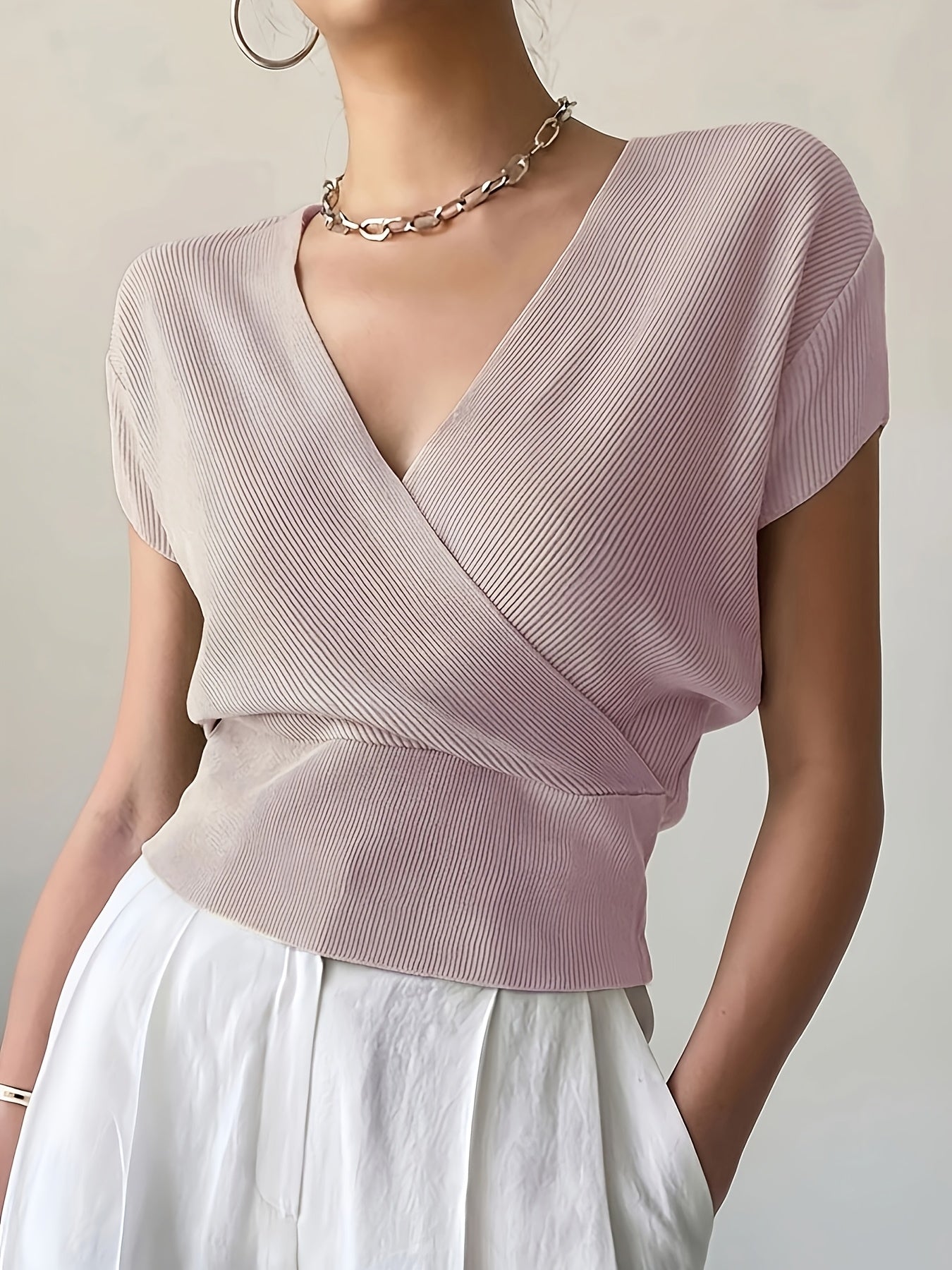 Damen Wickelshirt mit V-Ausschnitt – Eleganter Sommer Pullover Kurzarm für Freizeit & Büro