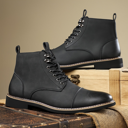 Herren Stiefeletten zum Schnüren in Braun mit Zehenkappe und flachem Absatz