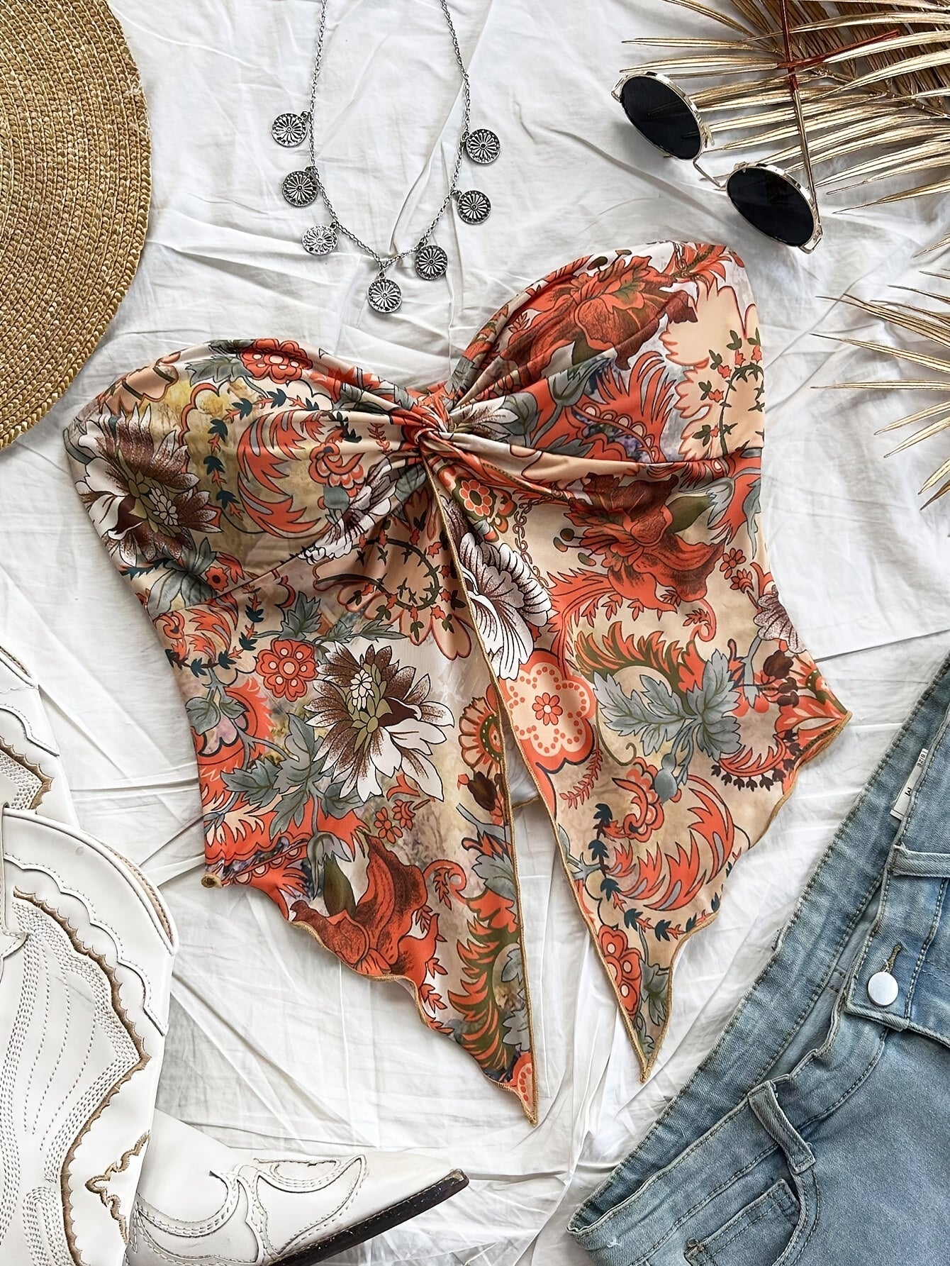 Damen Bandeau Crop Top mit Blumenmuster und Knoten – Vintage Stil, Modisches Festival- und Sommer-Outfit