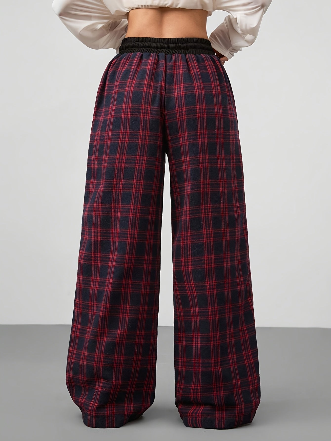 Damen Weite Loungehose mit Kordelzug im Karomuster – Bequeme Freizeithose für Alltag und Zuhause