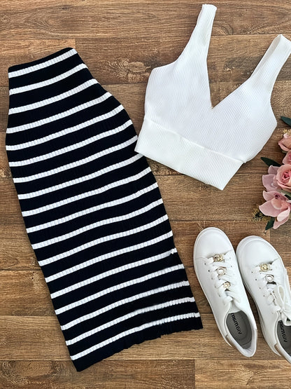 Damen Set – Modisches Crop Top und Gestreifter Midirock, City Chic Outfit