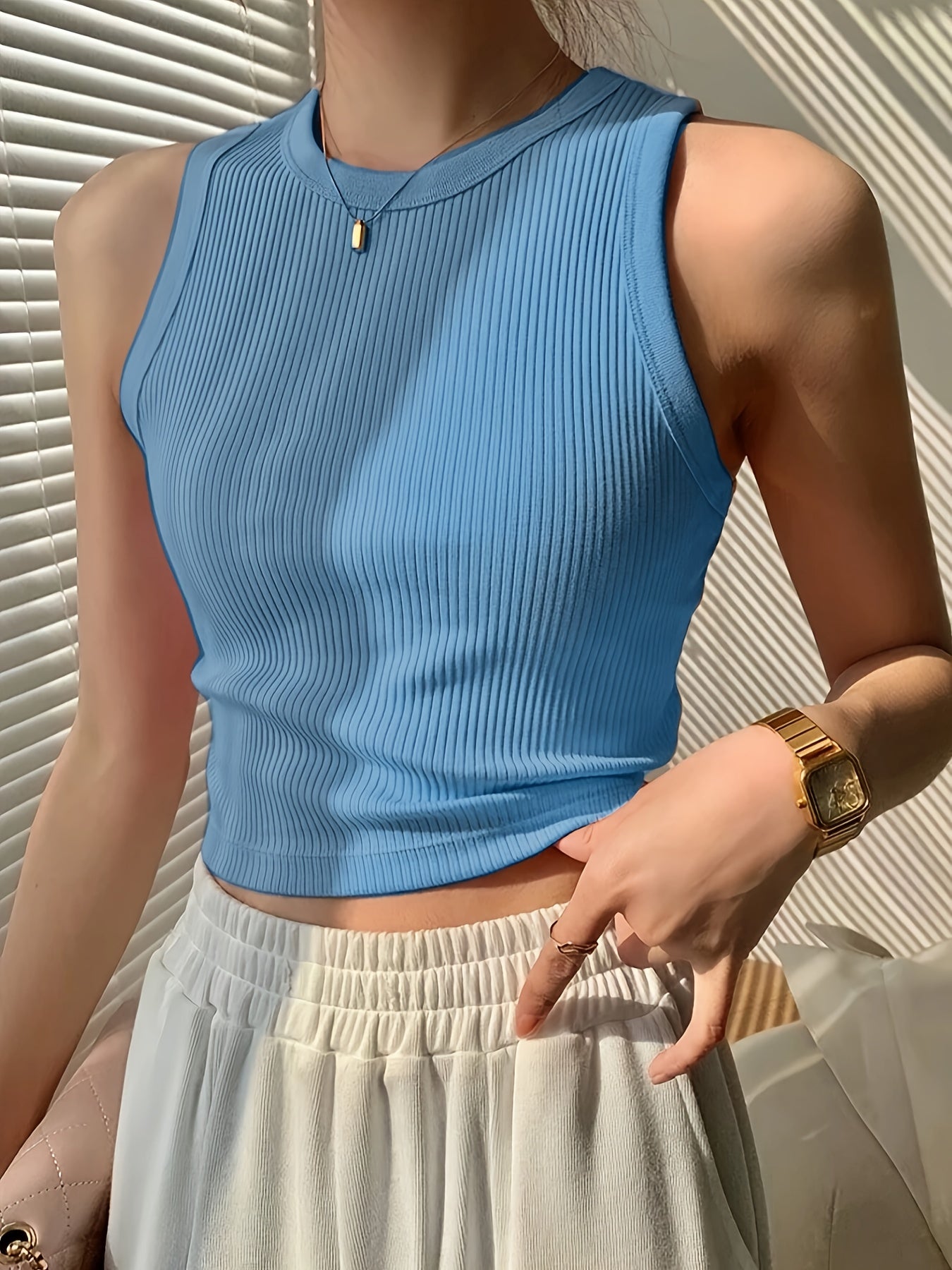 Damen Tanktop Figurbetont Sportlich Elegant – Vielseitiges Basic für Alltag und Freizeit