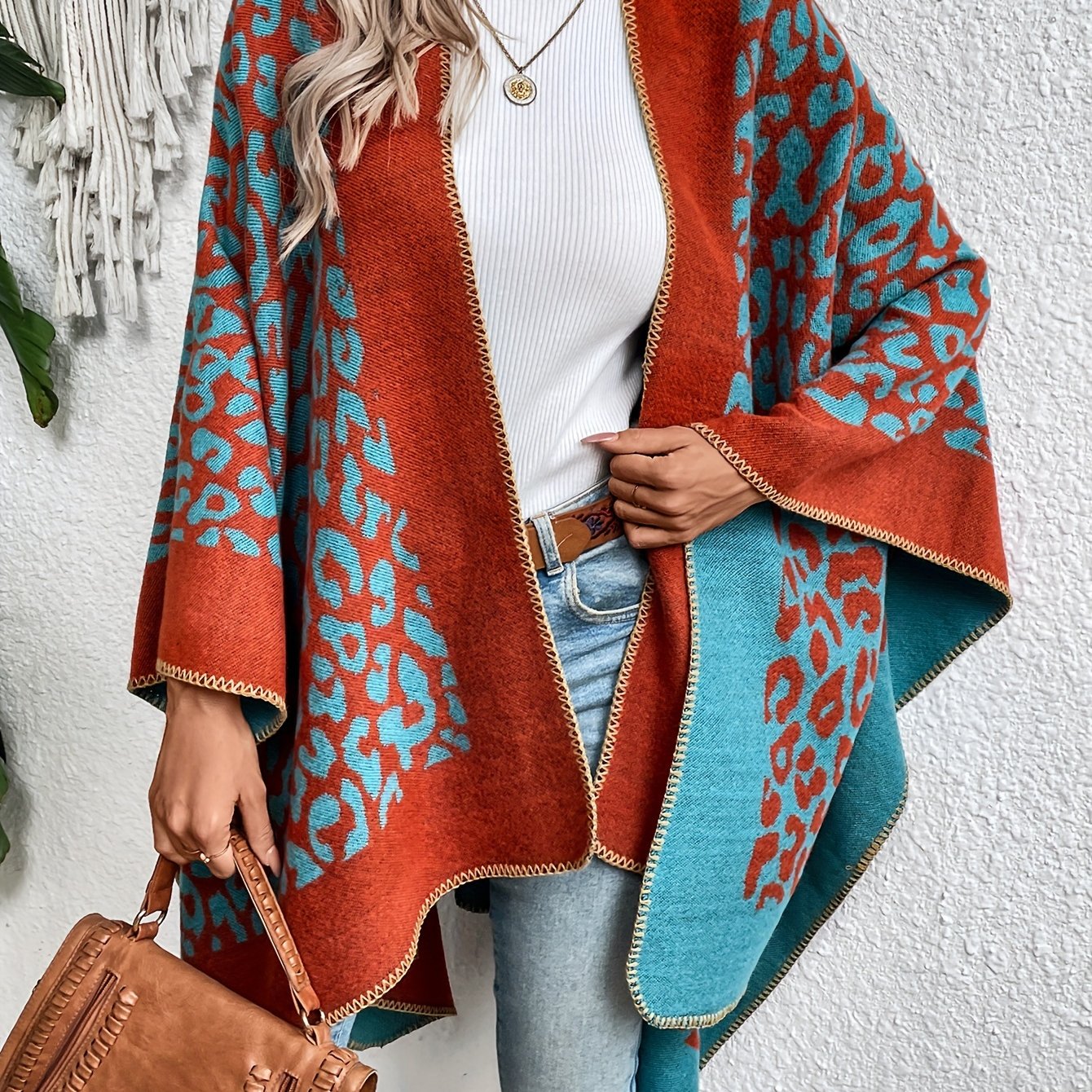 Damen Poncho Cape mit offenem Schnitt und geometrischem Muster – Boho Stil für Freizeit und Alltag