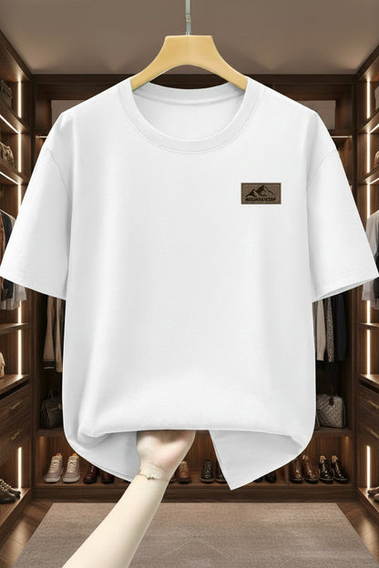 Herren T-Shirt mit dezentem Mountain Patch – Freizeit & Alltag, moderner Look
