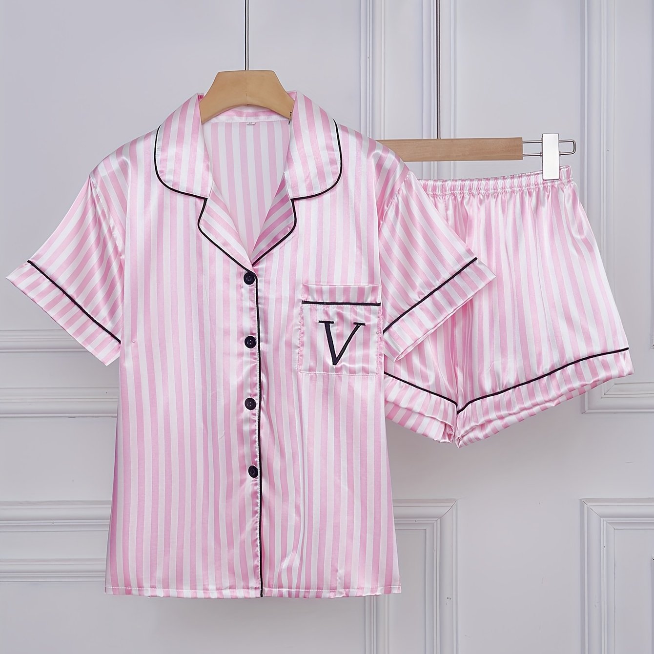 Damen Satin Pyjama Set Kurzarm mit Streifen – Stilvolles Nachtwäsche-Set für erholsamen Schlaf