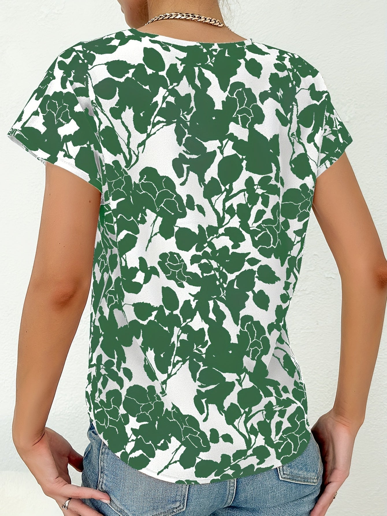 Damen Blusenshirt im floralen Design – Eleganter Sommer-Look für Freizeit und Büro