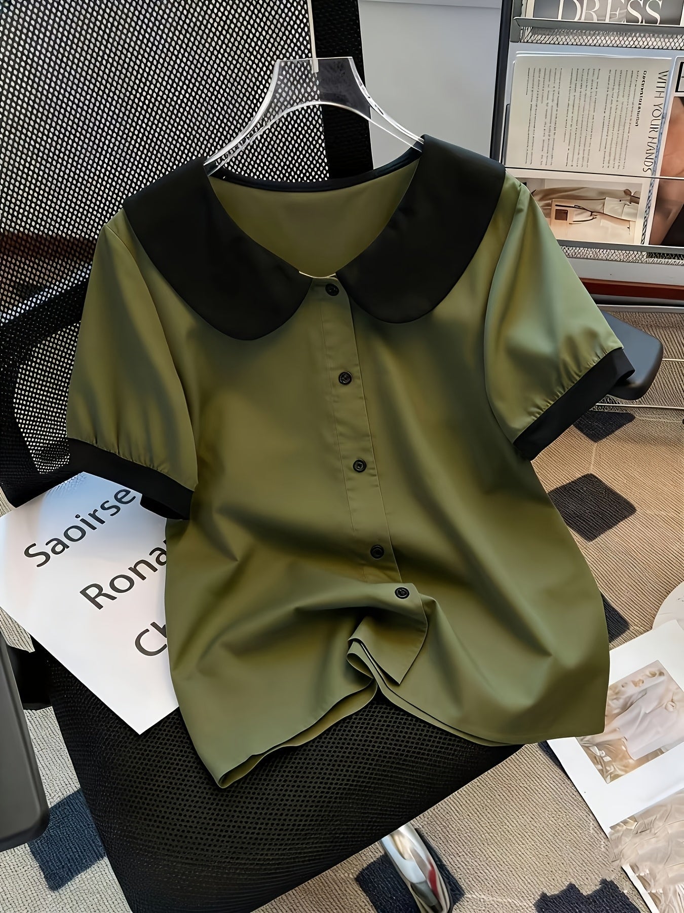 Damen Bluse mit kontrastierendem Kragen im Vintage-Stil – Elegante Freizeitmode für Büro und Alltag