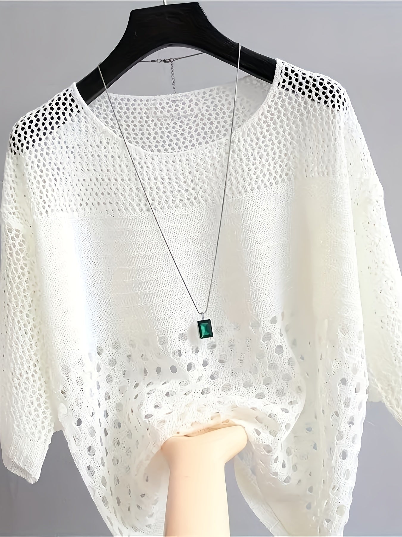 Damen Locker Geschnittenes Strickshirt mit Häkeldesign und Modernem Look