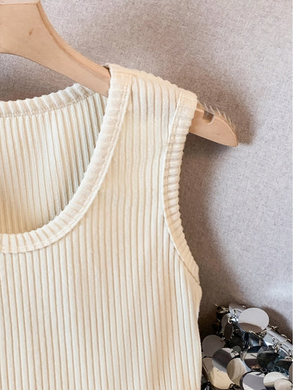 Damen Rippstrick Tanktop – Elegantes Basic für Alltag und Büro