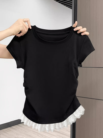 Damen T-Shirt mit Raffung und Spitzenbesatz – Feminines Kurzarm Basic für Alltag und Freizeit