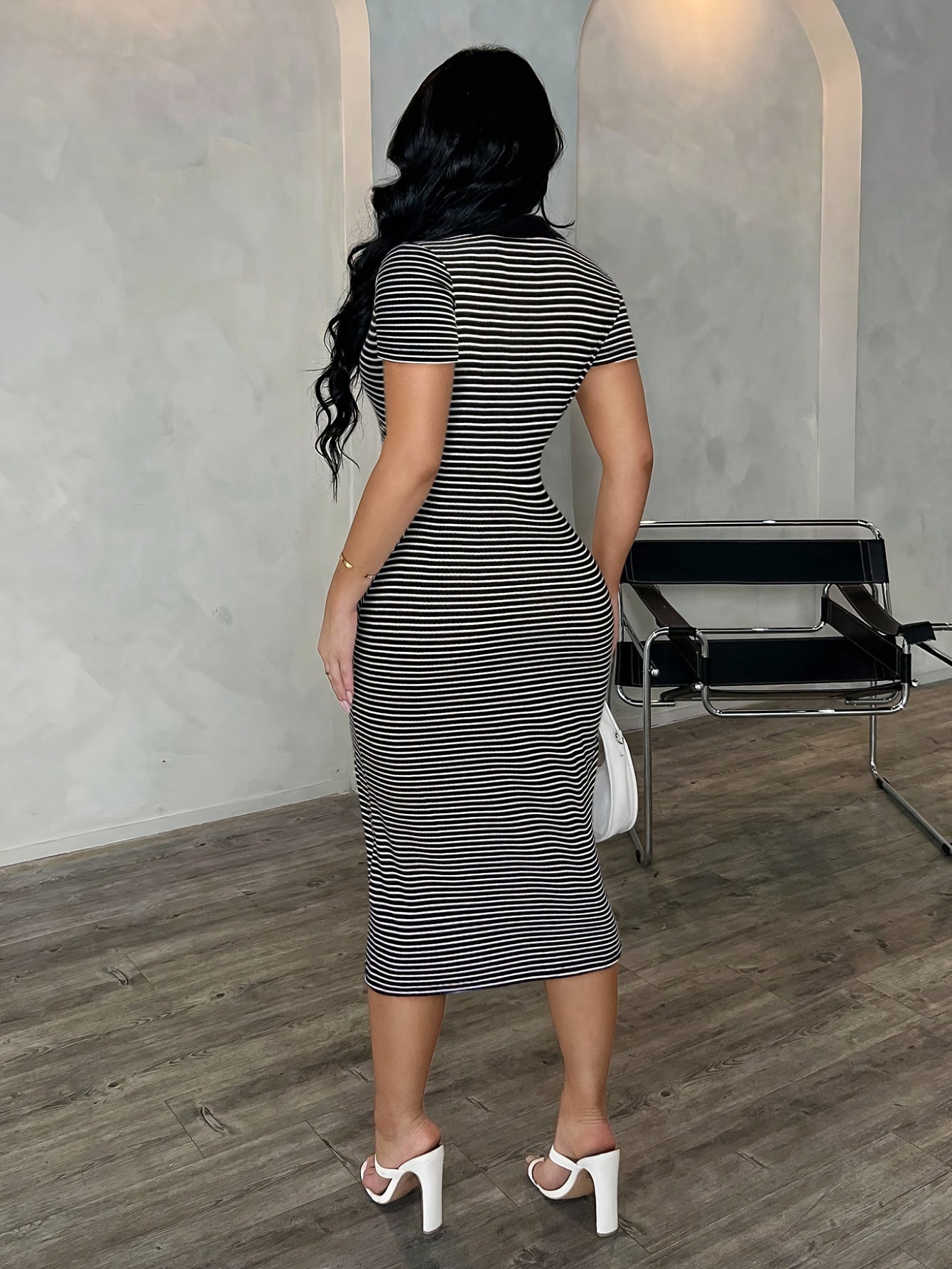 Damen Bodycon Polo-Stil Midi-Kleid mit Streifen – Elegantes Freizeitkleid für Stadt und Anlass