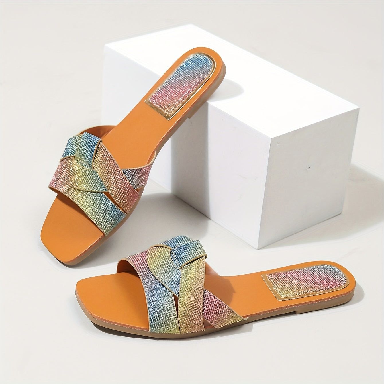 Damen Pantoletten mit funkelndem Riemen und modernem Design – Elegante Slides für Alltag und Anlass