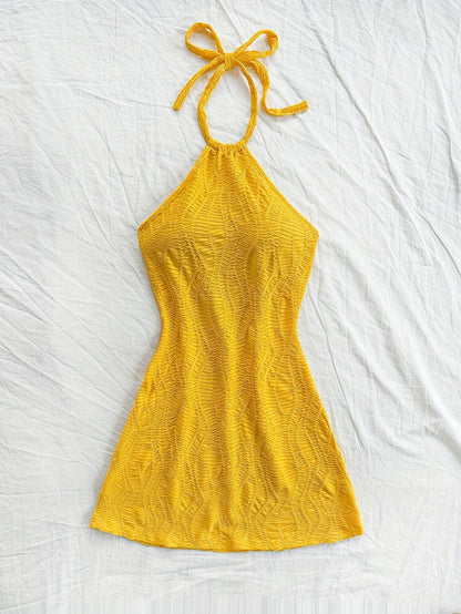 Damen Halterneck Minikleid mit Struktur – Verspielter Look für Urlaub & Freizeit