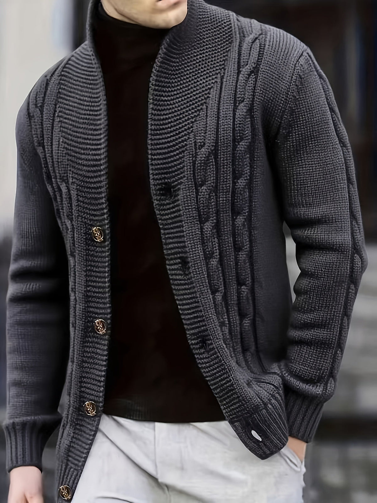 Herren Strickjacke Zopfmuster mit Schalkragen und Knöpfen
