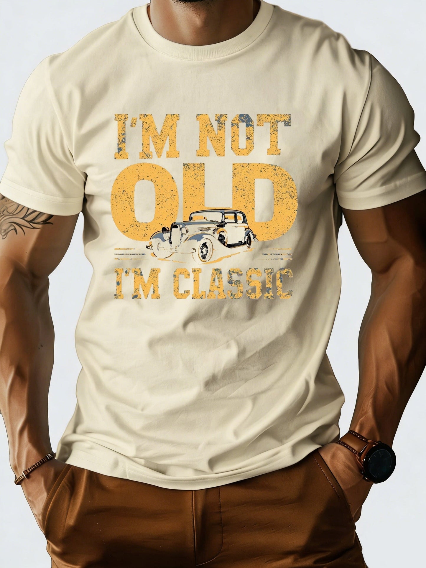 Herren T-Shirt mit Oldtimer-Print – "I’m Not Old, I’m Classic" – Lustiges Retro-Geschenk für Männer, Vintage Stil