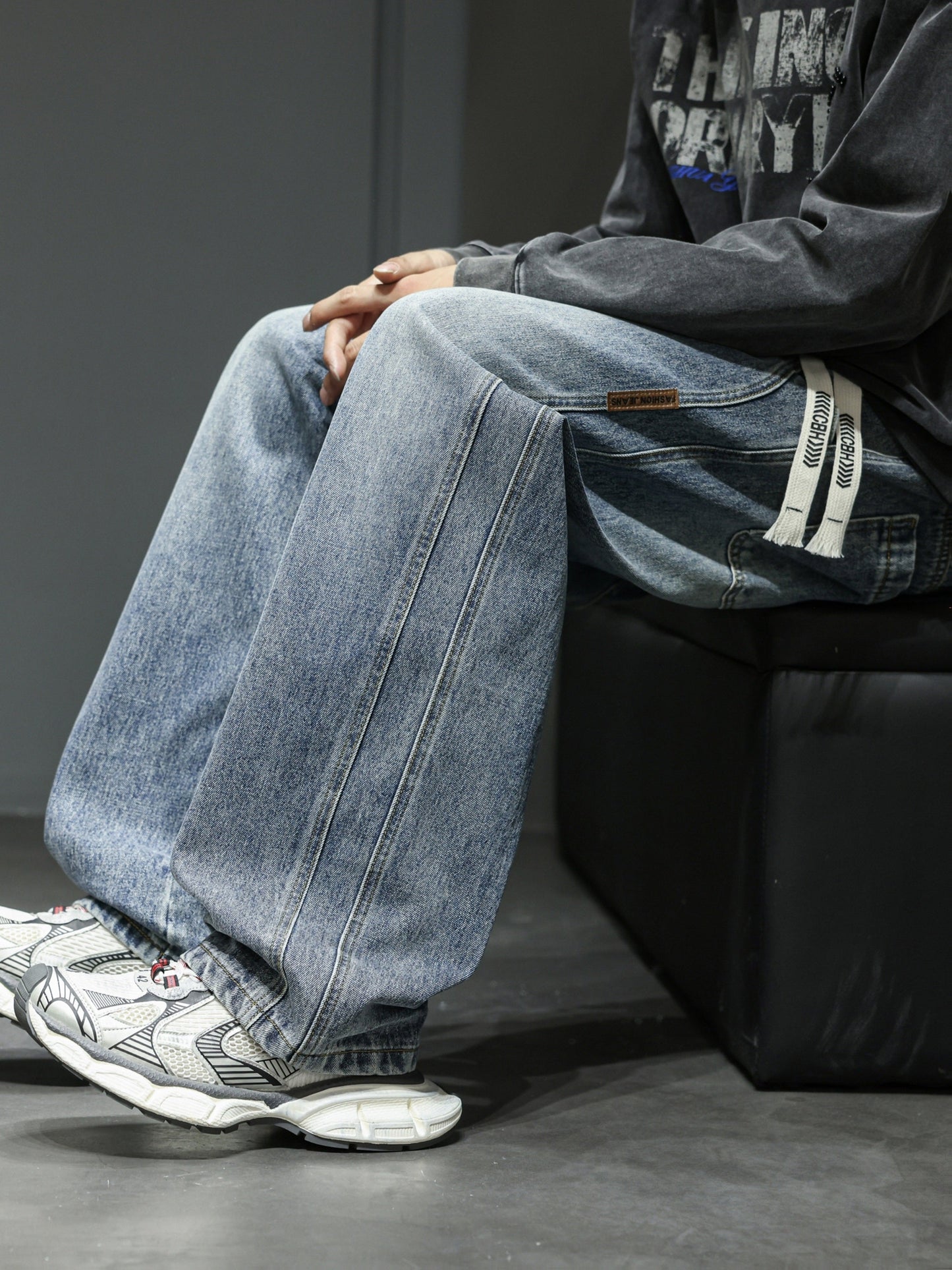 Herren Baggy Jeans im Retro Streetwear Stil – Weite Passform, Ideal für Freizeit und Alltag