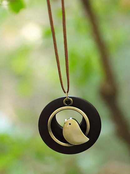 Unisex Retro Halskette mit Vogel-Anhänger für Vintage-Look und besondere Anlässe