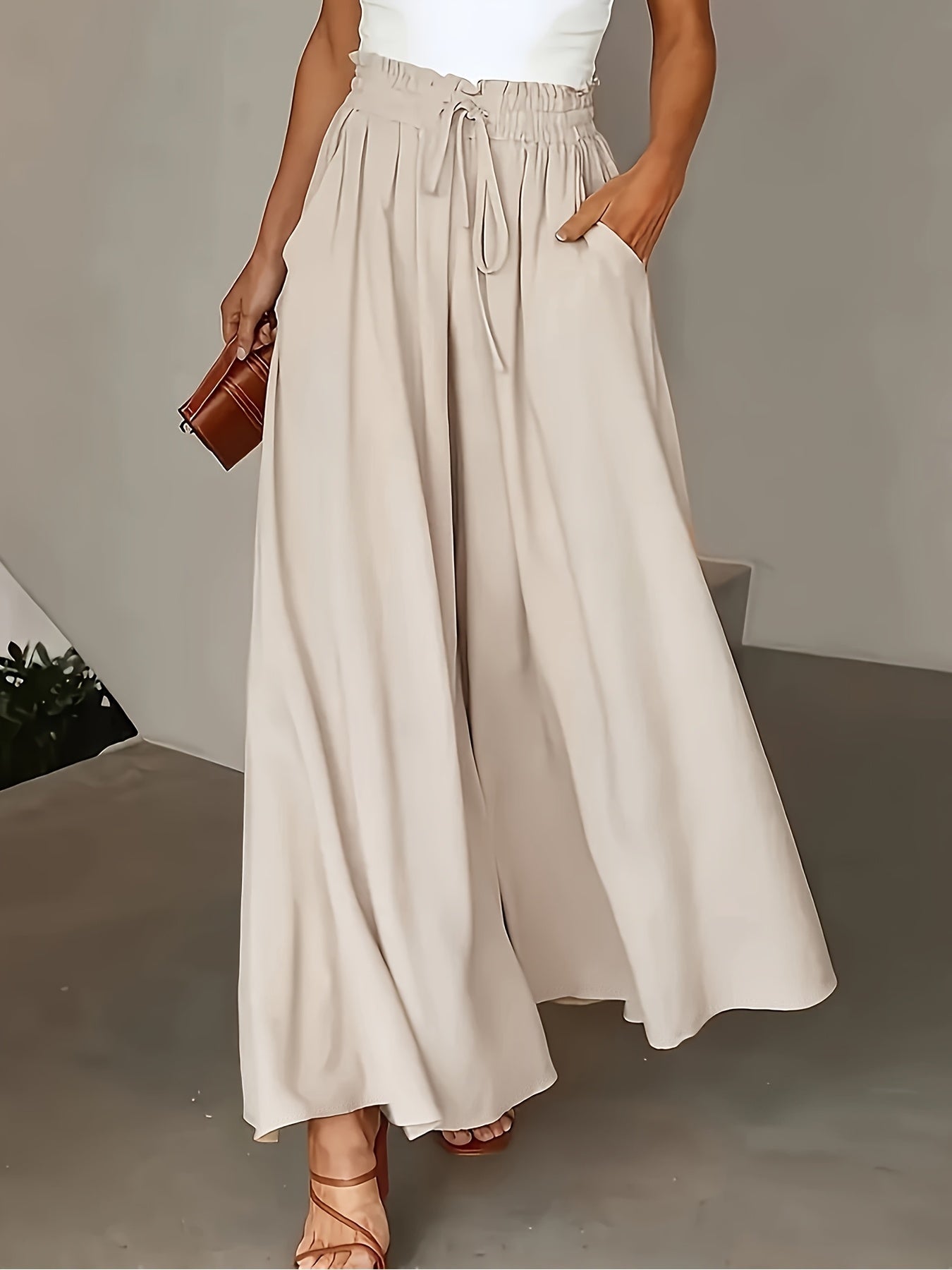 Damen Palazzo-Hose mit weitem Bein und Paperbag-Bund – Eleganter, fließender Stil für besondere Anlässe