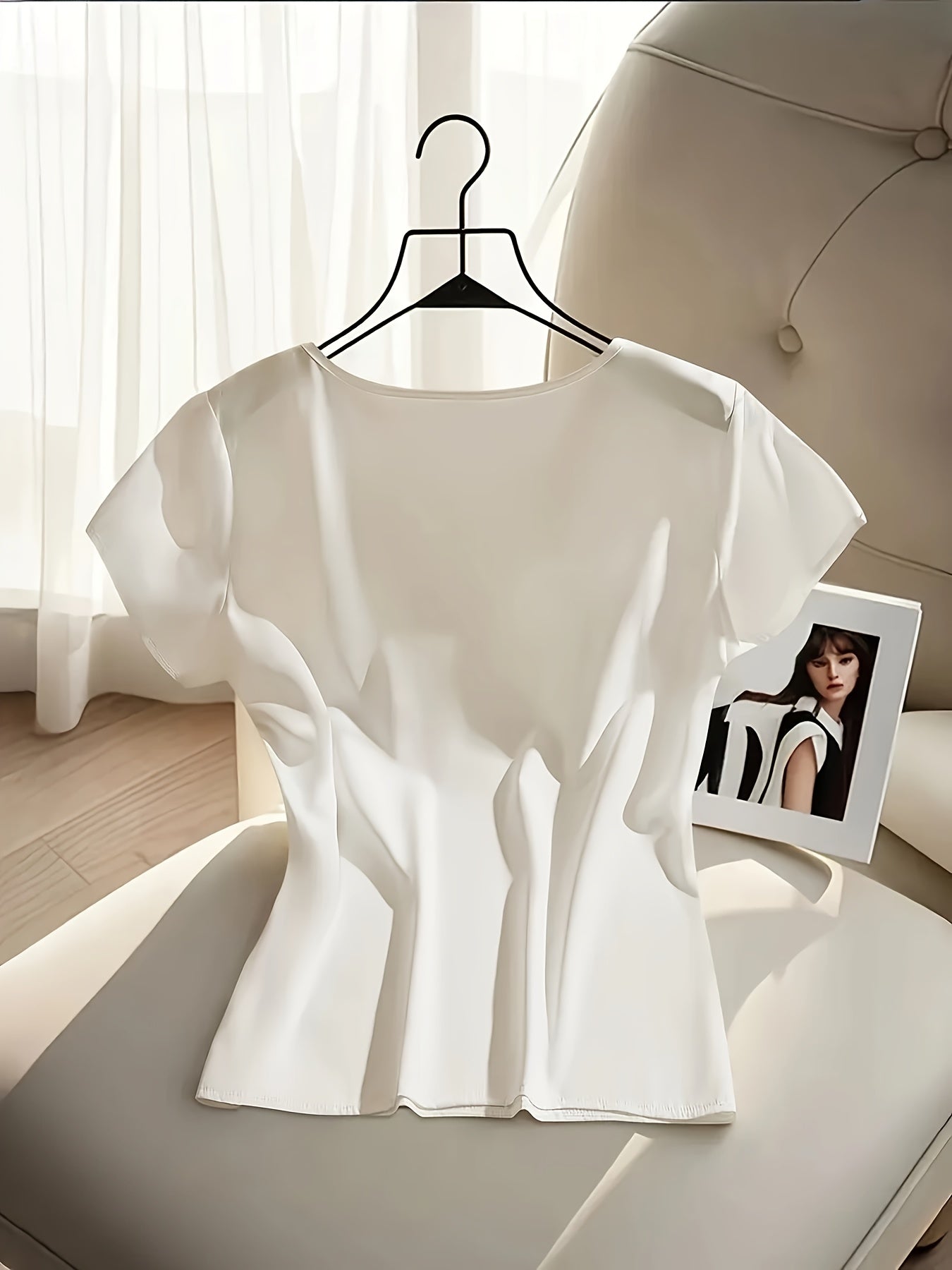 Damen Bluse mit Schleife und kurzen Ärmeln – Elegante feminine Mode für Büro und Freizeit