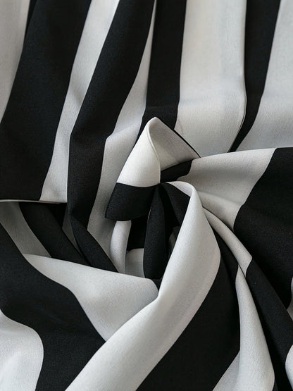 Damen Bluse mit Schleifenkragen und Streifen – Elegante Büro- und Freizeitmode