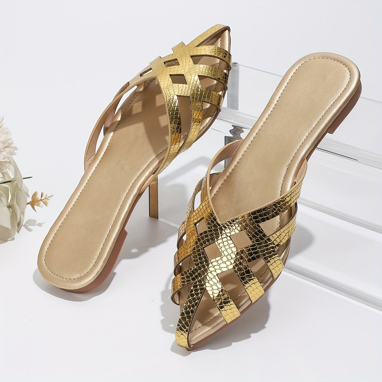 Damen Elegante Slip-On Pantoletten mit Geflochtenem Design und Spitzkappe – Stilvolle Flache Mules für Alltag und Anlass