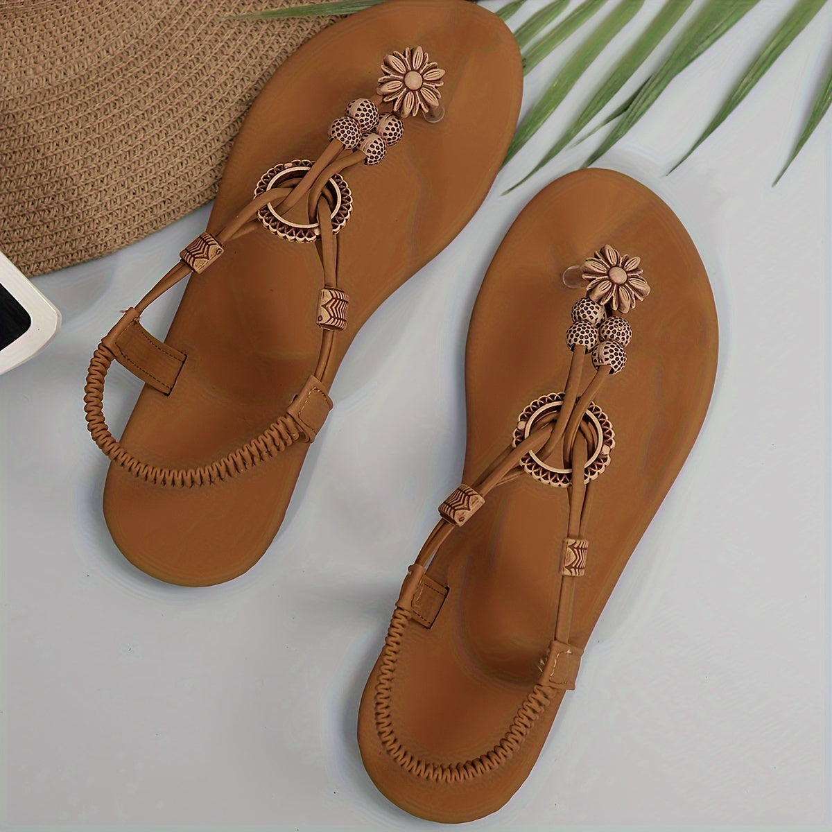 Damen Boho Zehensteg-Sandalen mit Blumenornament und T-Riemen – Bequeme Sommerschuhe für Freizeit & Urlaub