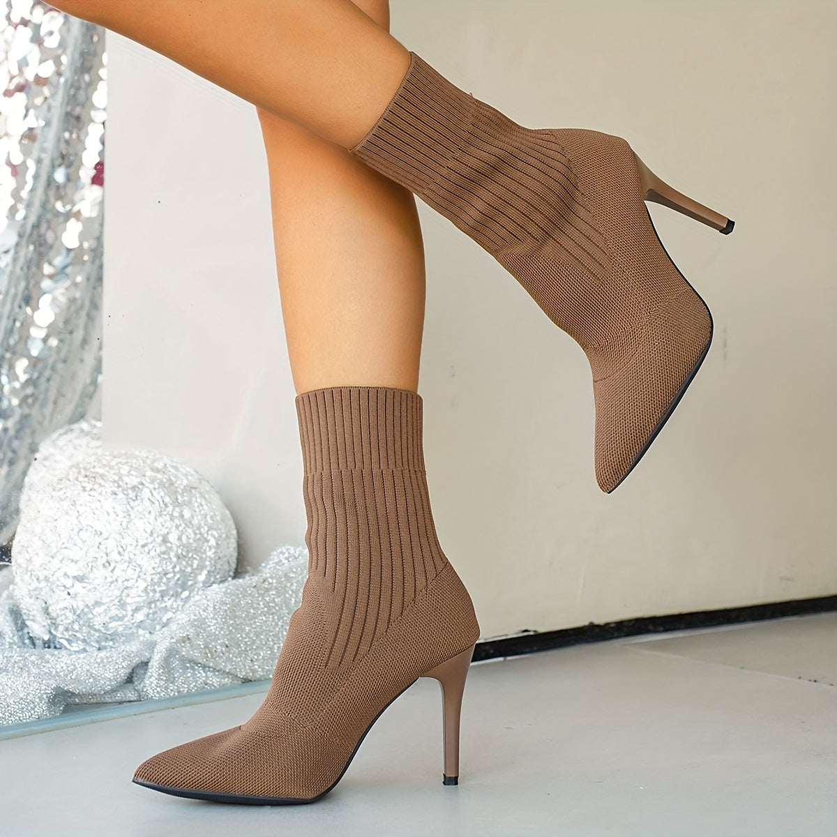 Damen Stiefelette mit spitzer Zehe und Stilettoabsatz, gestricktes Obermaterial