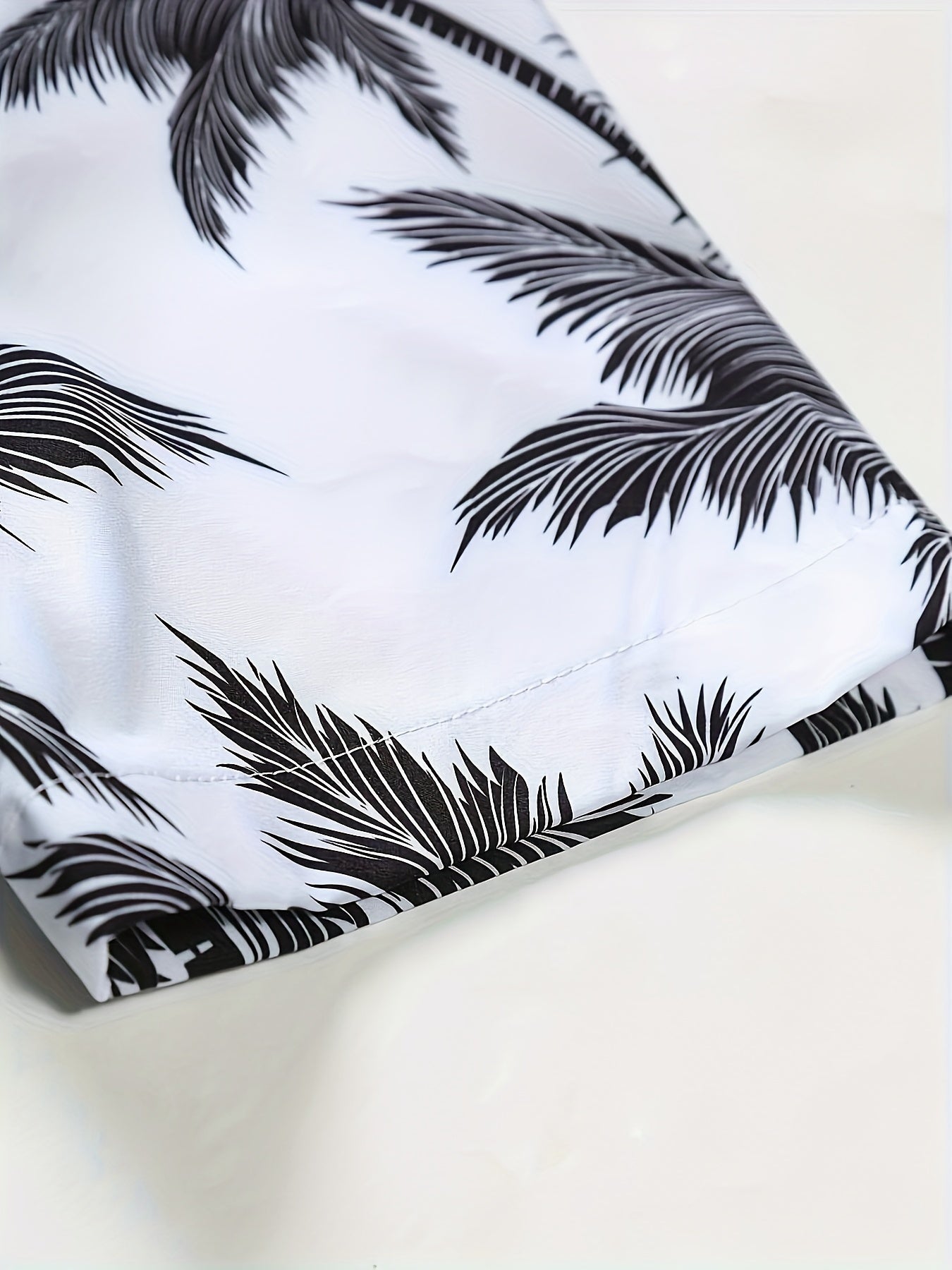 Herren Sommer Set Freizeit Hawaii Hemd mit Palmenmuster und Shorts – Perfekt für Urlaub & Strand