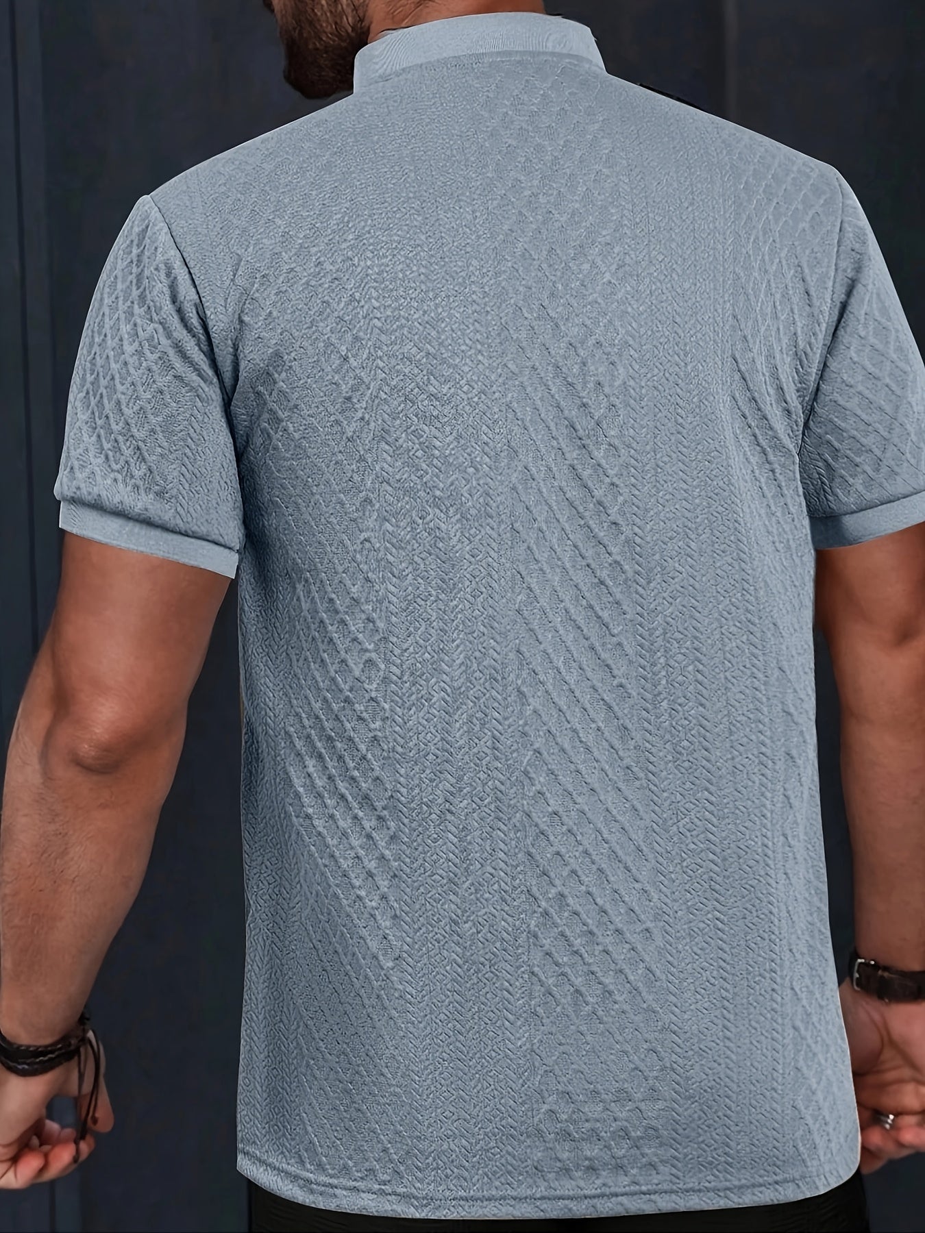 Herren Poloshirt mit Stehkragen und dezentem Muster – Modernes Kurzarm Freizeithemd