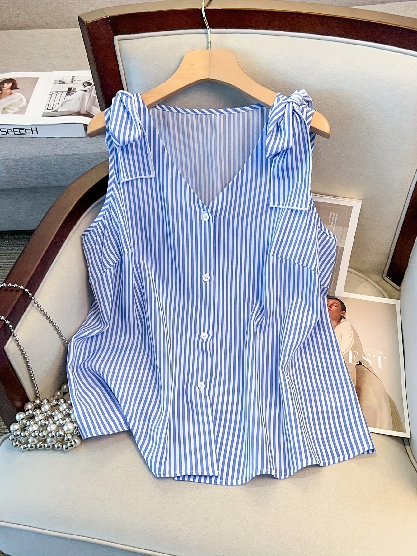 Damen Blusentop mit Streifen und Knopfleiste – Eleganter Sommer-Style für Büro & Freizeit