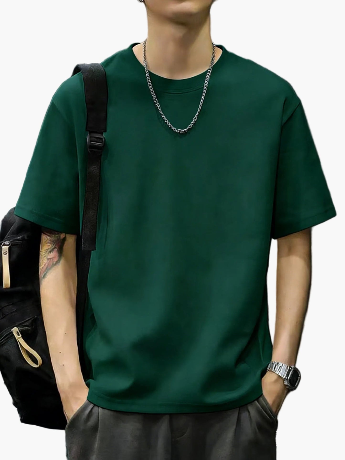 Herren Basic T-Shirt – Lässiger Streetwear Stil für Alltag und Freizeit