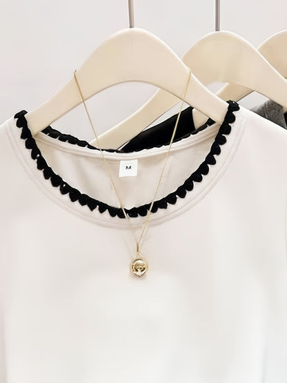 Damen Bluse mit Wellensaum und elegantem Rundhalsausschnitt – Stilvolle Alltags- und Bürobluse