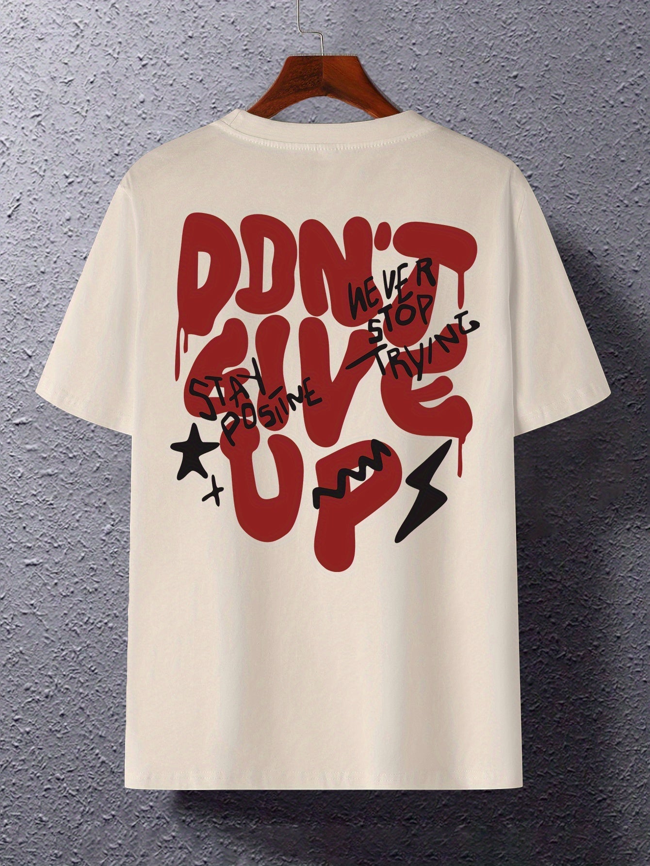 Herren Oversize Streetwear T-Shirt mit Motivdruck 'Don't Give Up' – Urban Style für Motivation und positive Vibes