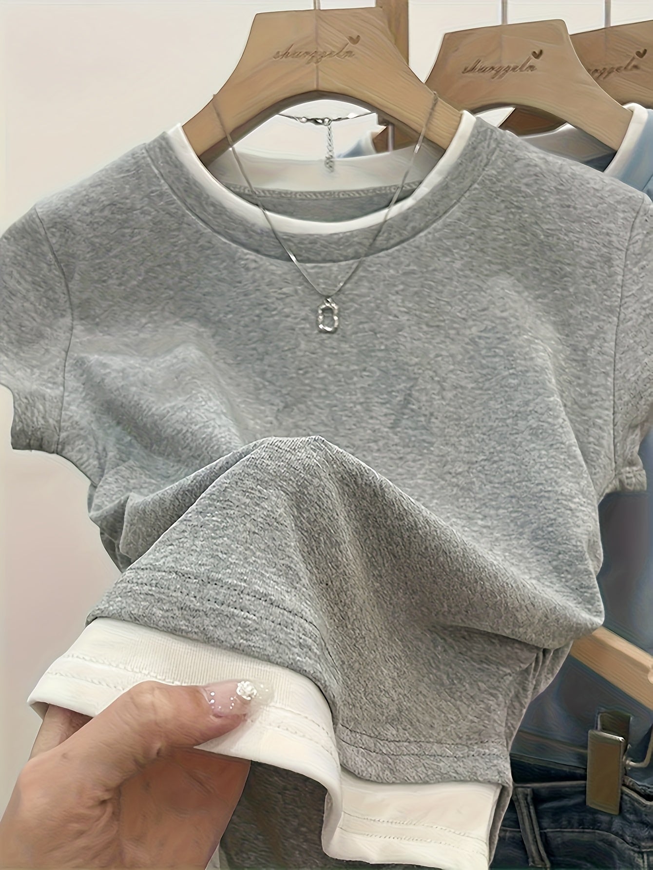 Damen Modernes Kurzarm-Shirt mit Layering-Effekt und Rundhalsausschnitt – Casual Streetstyle