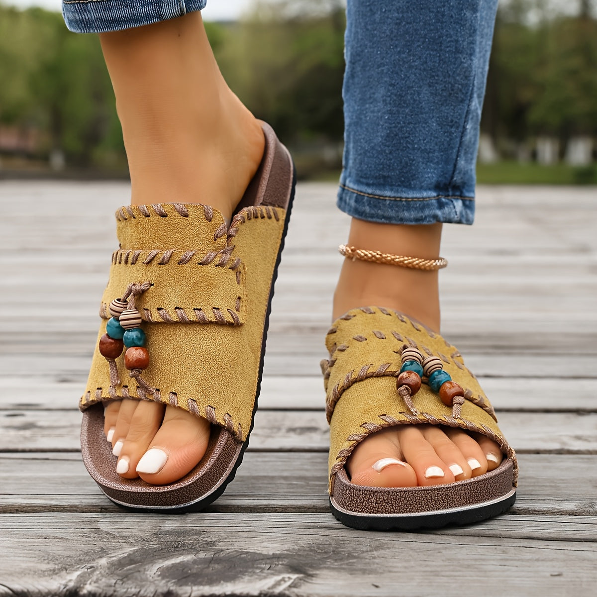 Damen Boho Pantoletten mit Perlendetails – Bequeme Sommerschuhe für Freizeit und Urlaub