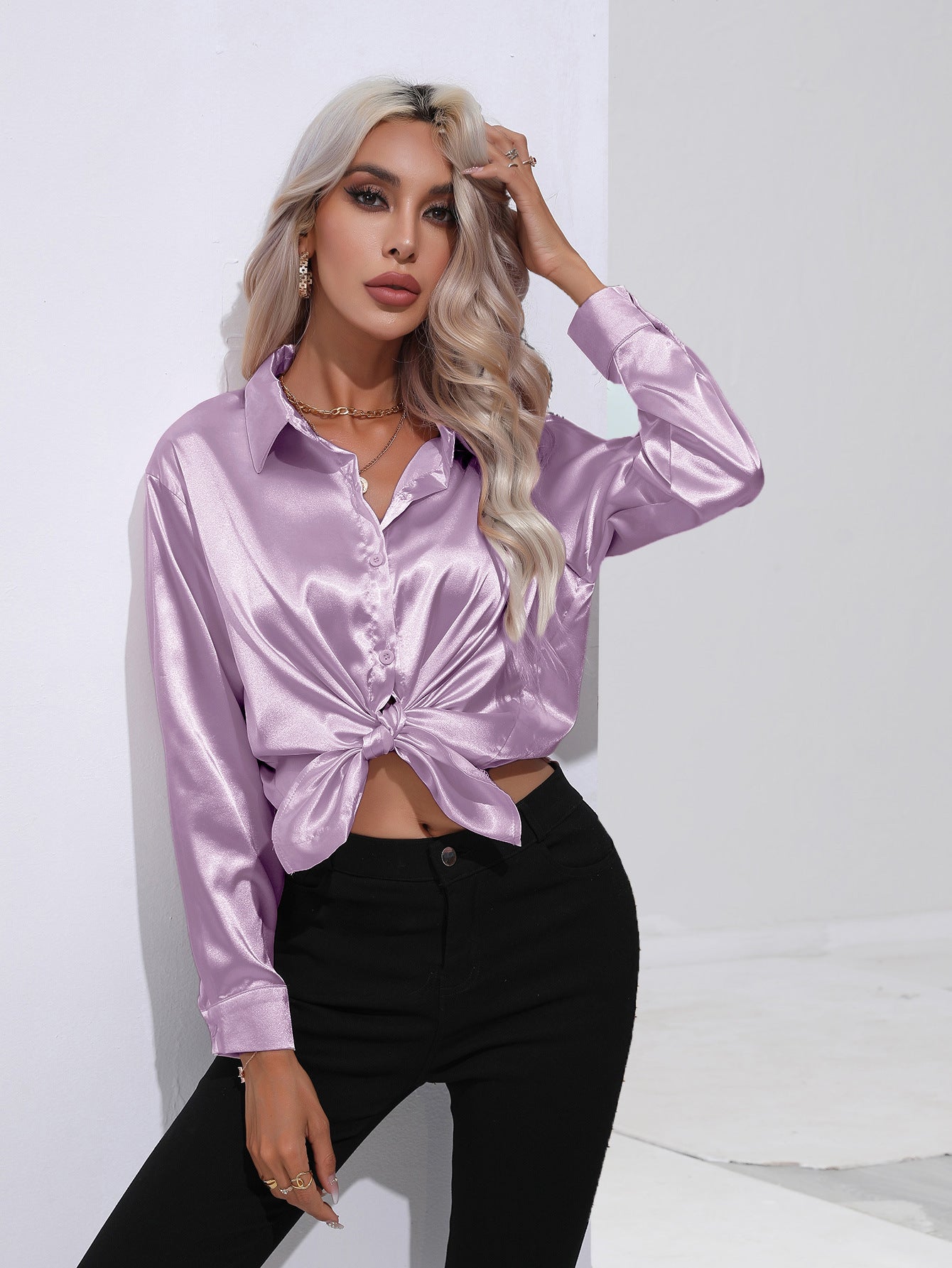 Damen Elegante Glanz-Bluse mit Knopfleiste – Klassische Langarm-Hemdbluse für Büro & Abend