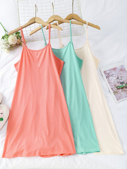 Damen Nachthemd – Elegantes Spaghettiträger Slipdress für gemütliche Nächte und entspannte Tage