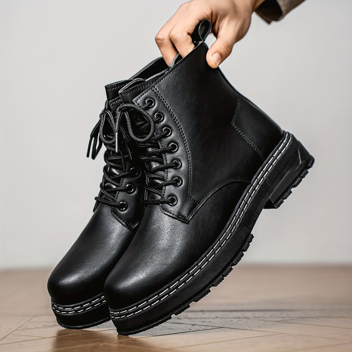 Schwarze Schnürstiefel Hohe Stiefeletten mit Ziernähten