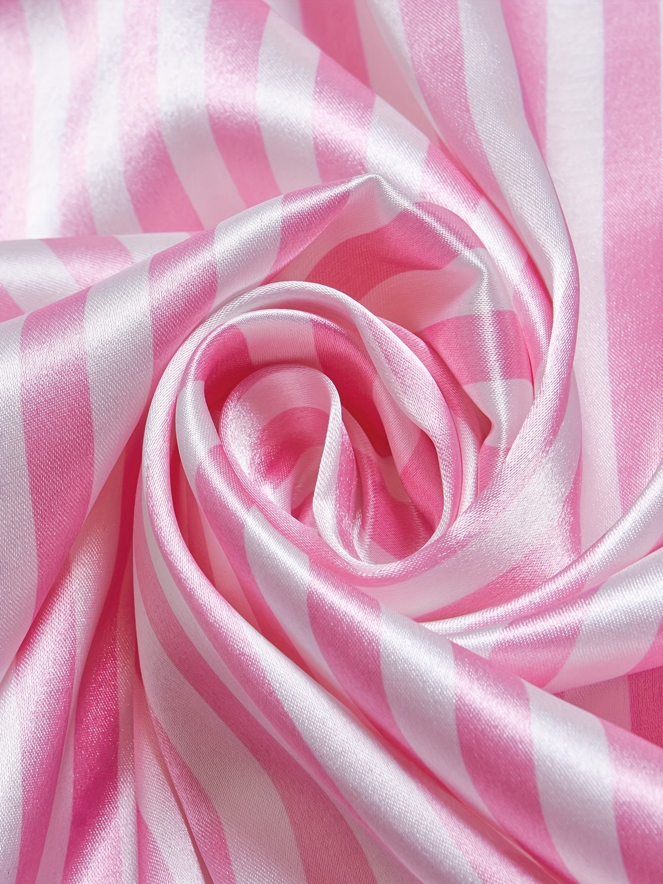 Damen Satin Pyjama Set Kurzarm mit Streifen – Stilvolles Nachtwäsche-Set für erholsamen Schlaf