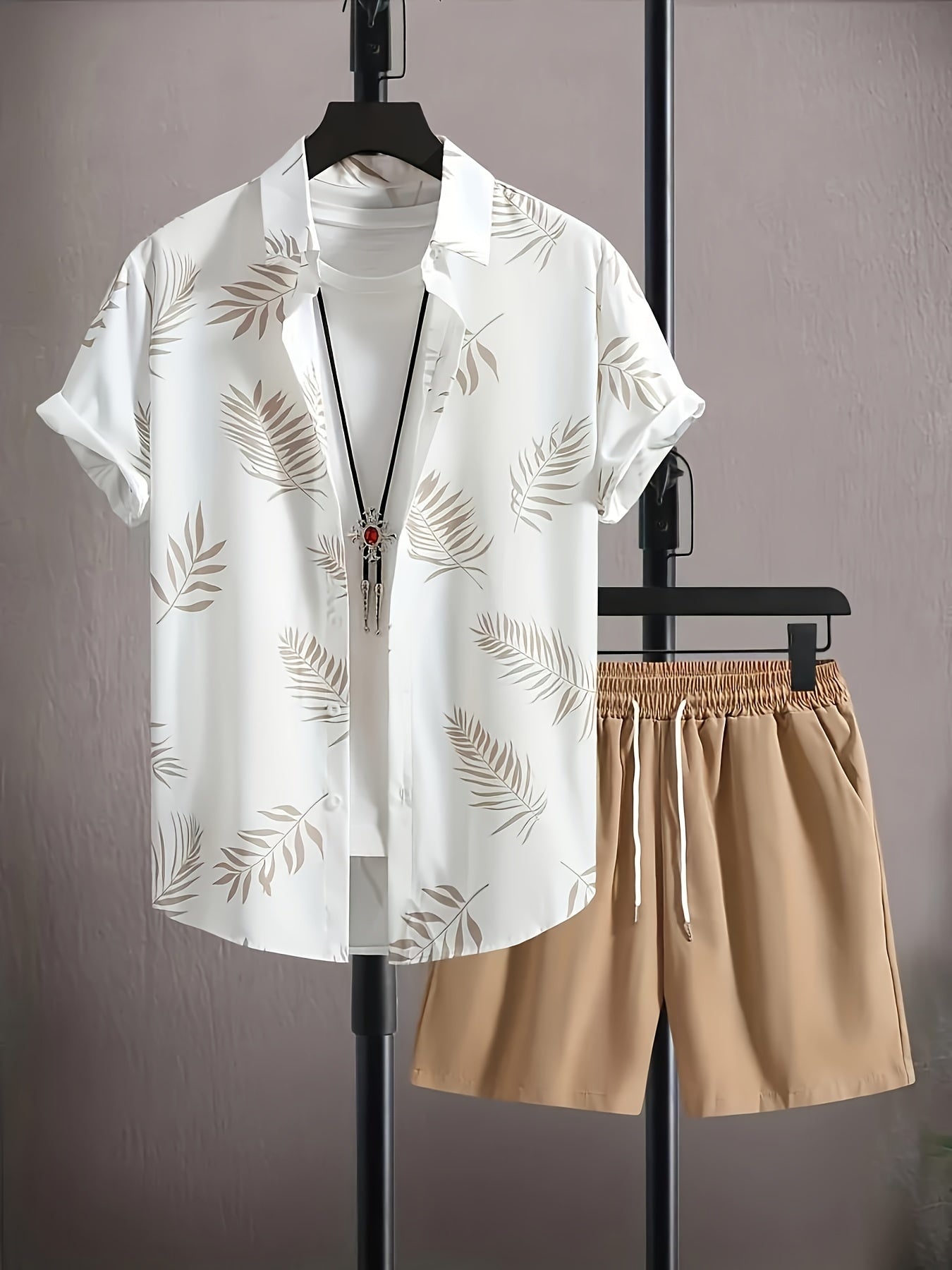 Herren Sommer Freizeit Set – Tropisches Kurzarmhemd mit T-Shirt und Shorts, Ideal für Urlaub & Alltag