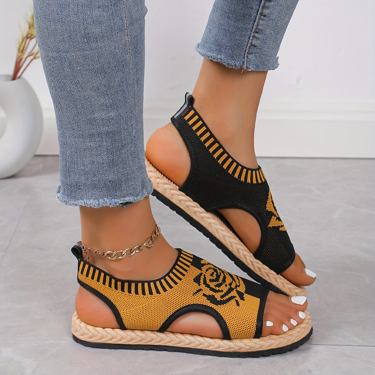 Damen Casual Sandalen mit Blumenmuster – Bequeme Sommerschuhe mit offener Zehenpartie