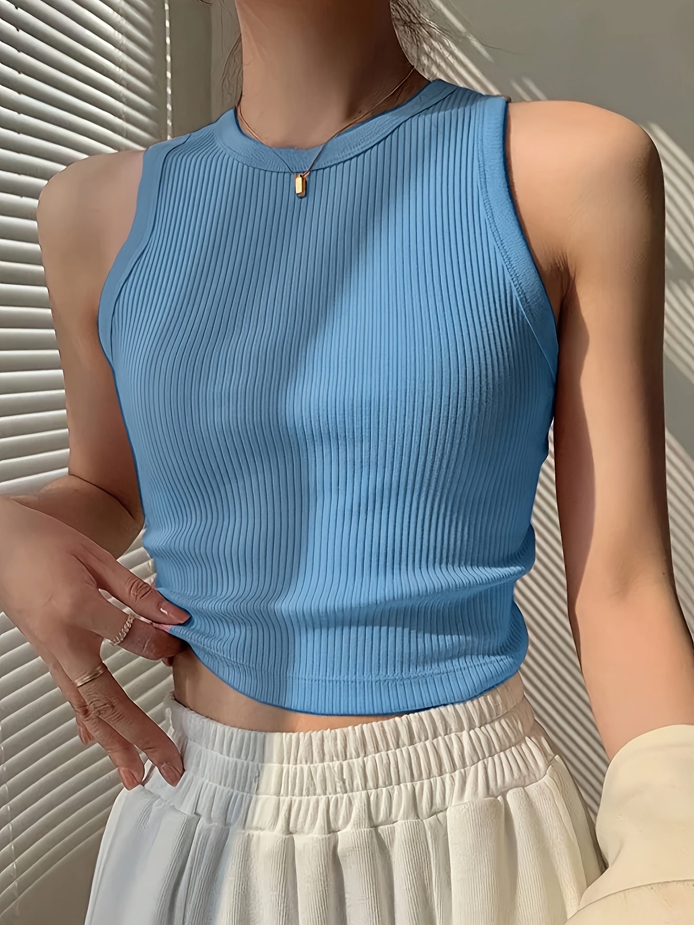 Damen Tanktop Figurbetont Sportlich Elegant – Vielseitiges Basic für Alltag und Freizeit