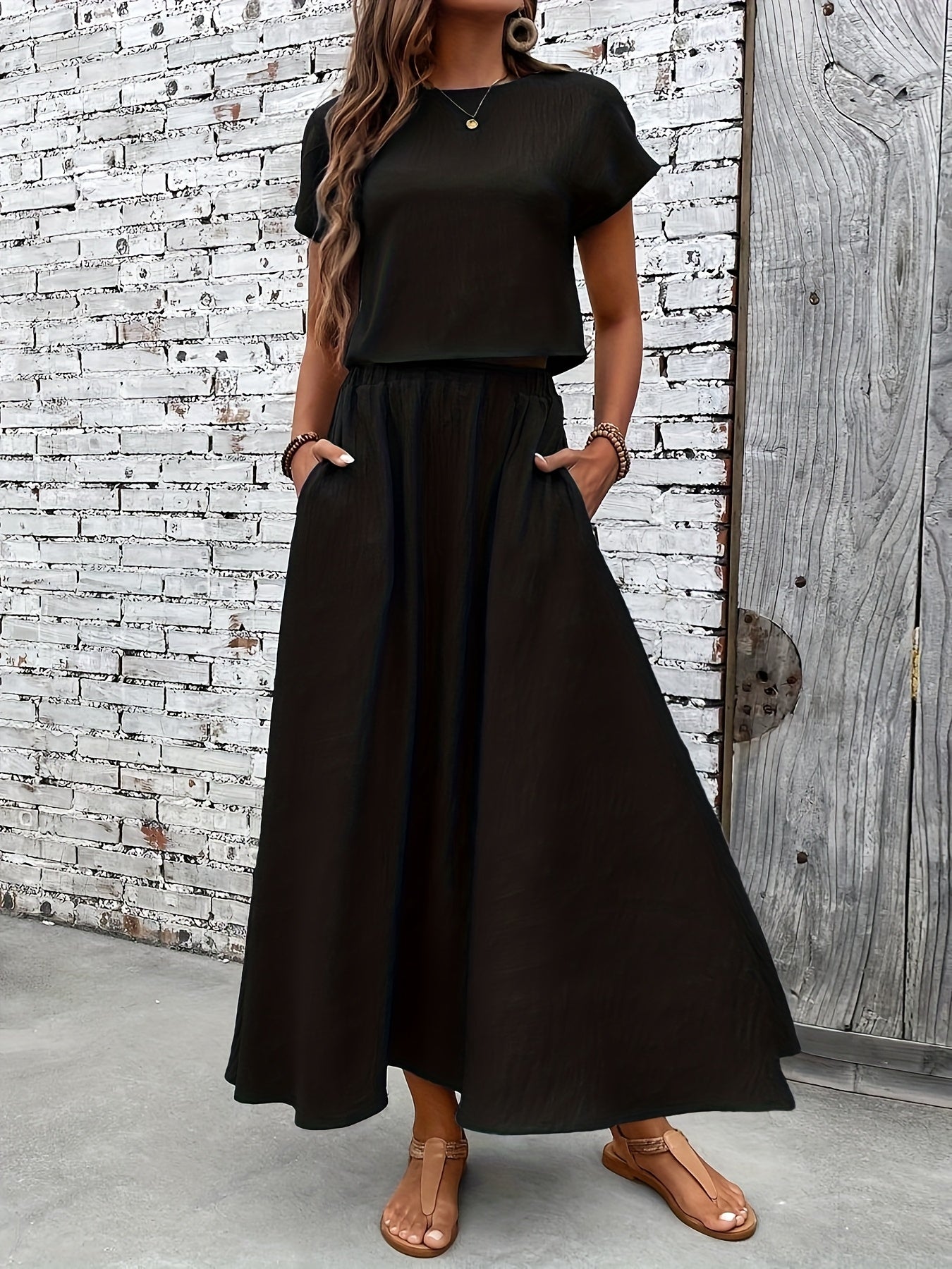 Damen Zweiteiliges Set – Elegantes Sommer-Outfit mit Crop Top und Maxirock, Modernes Freizeit-Ensemble