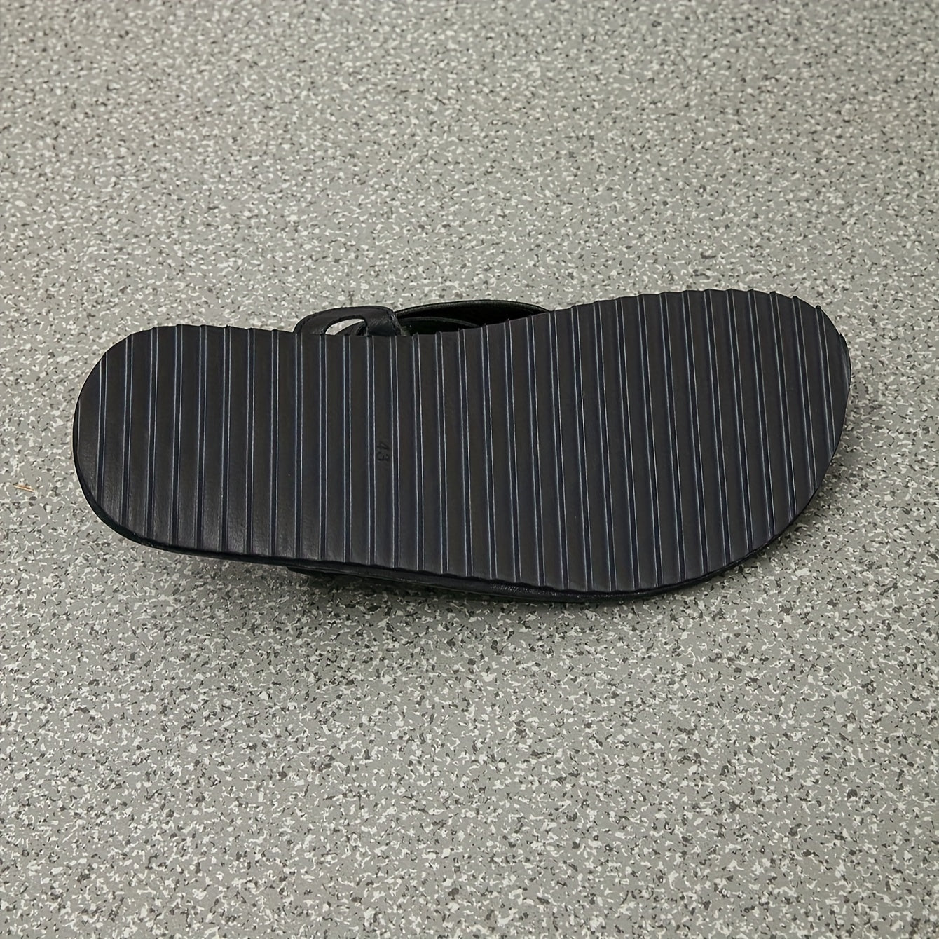 Herren Zehentrenner-Sandalen – Eleganter Stil für Alltag & Freizeit