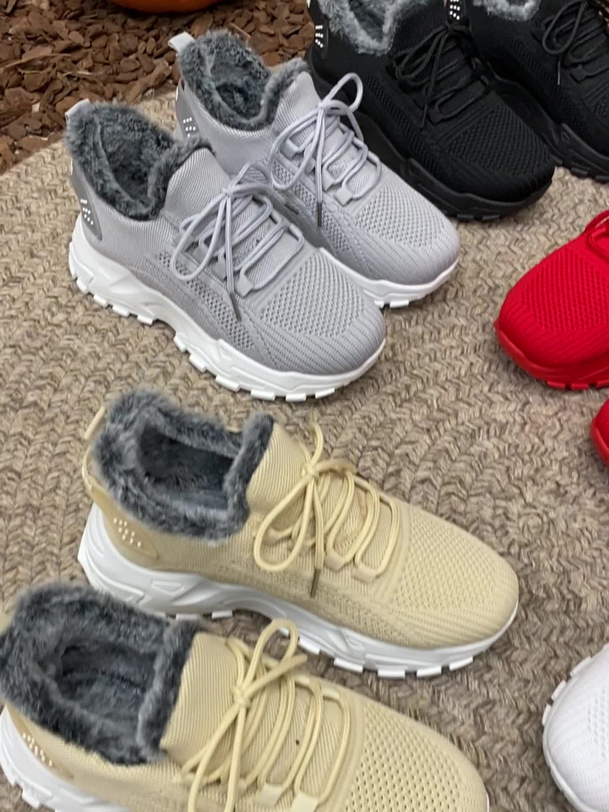 Damen Sneaker Rot mit Schnürung & Plüschfutter | Winter Sport Freizeit Schuhe