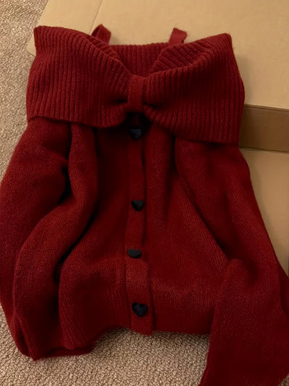 Damen Strickpullover Carmen-Ausschnitt mit Schleife und Herzknöpfen