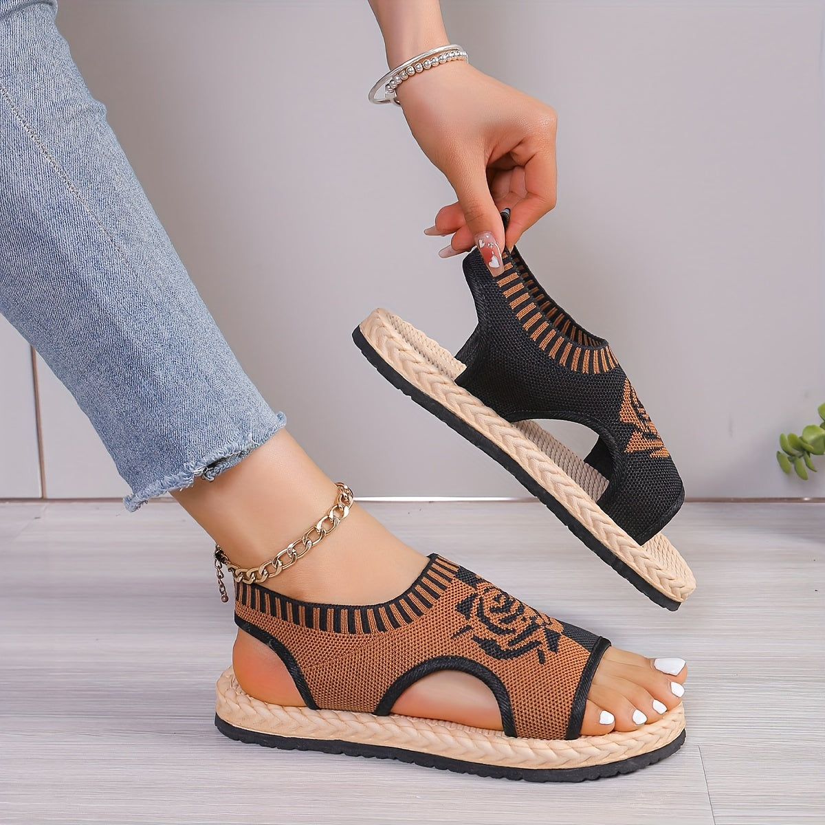 Damen Casual Sandalen mit Blumenmuster – Bequeme Sommerschuhe mit offener Zehenpartie