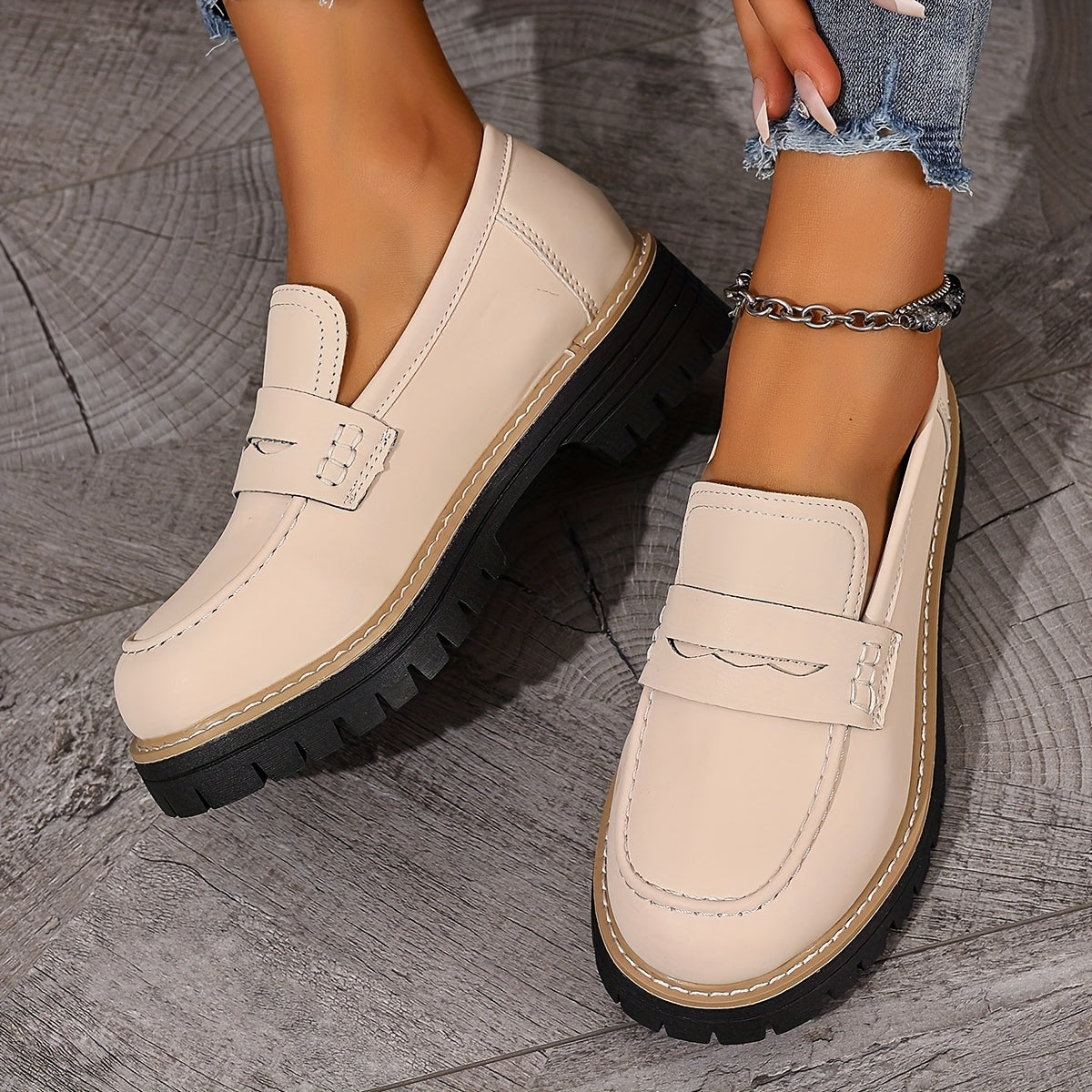 Damen Loafer im klassischen Stil mit Profilsohle – Bequeme Alltags-Slipper für Freizeit und Büro